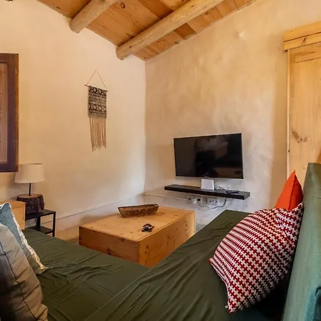 Сasa de vacaciones Flatguest Charming House + Pool + Terrace + Views *