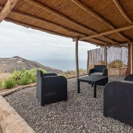 Сasa de vacaciones Flatguest Charming House + Pool + Terrace + Views Santa María de Guía de Gran Canaria