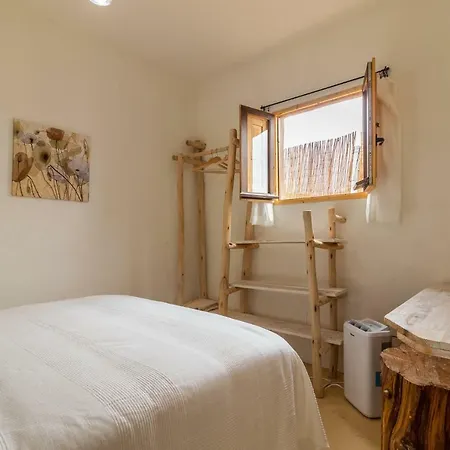 Сasa de vacaciones Flatguest Charming House + Pool + Terrace + Views